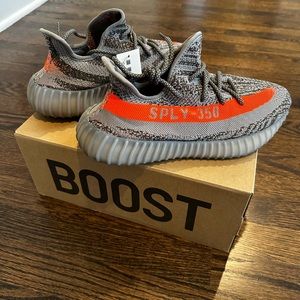 Yeezy Boost 350 V2 Beluga Reflective Steeple Grey Solar Red Size 8.5
